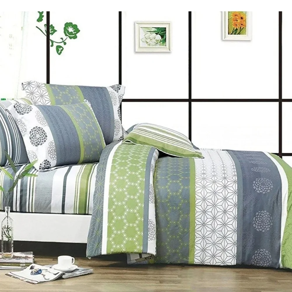 NWT Swanson Beddings Twin Duvet Cover Set- Duvet cover & sham- Reversible